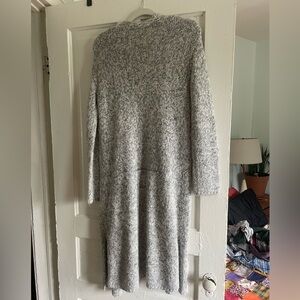 Sm GAP gray cardigan